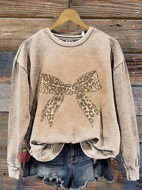 Leopard Bow Art Print Casual Sweatshirt