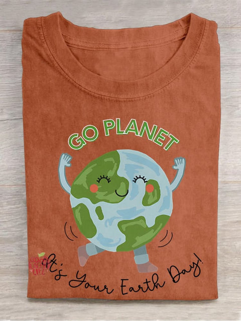 Go Planet, It's Your Earth Day Casual Print T-shirt